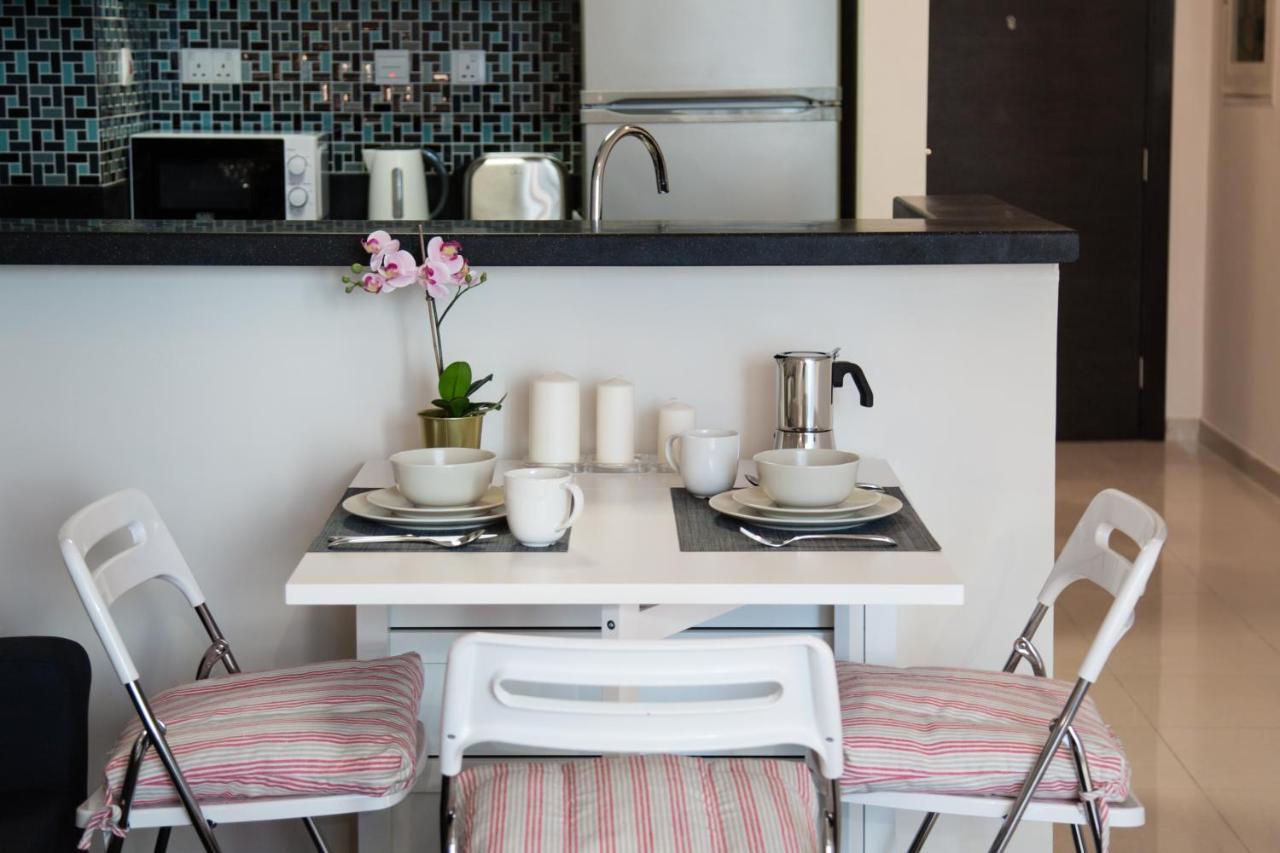 Higuests - With Incredible Sea Views, 3-min To Apartment *