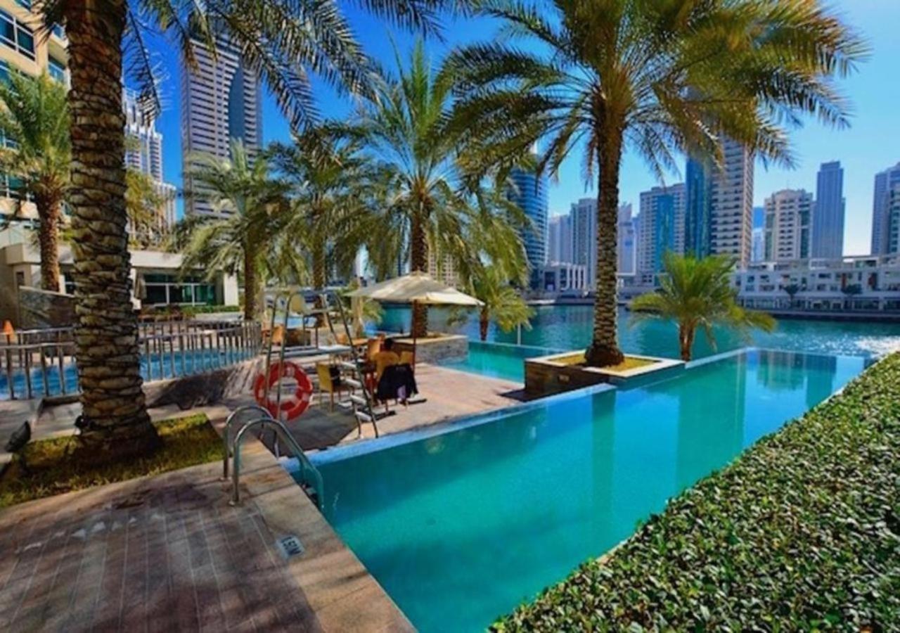 Daire Nasma Luxury - Pastel-colored With Jaw-dropping Marina Views Dubai