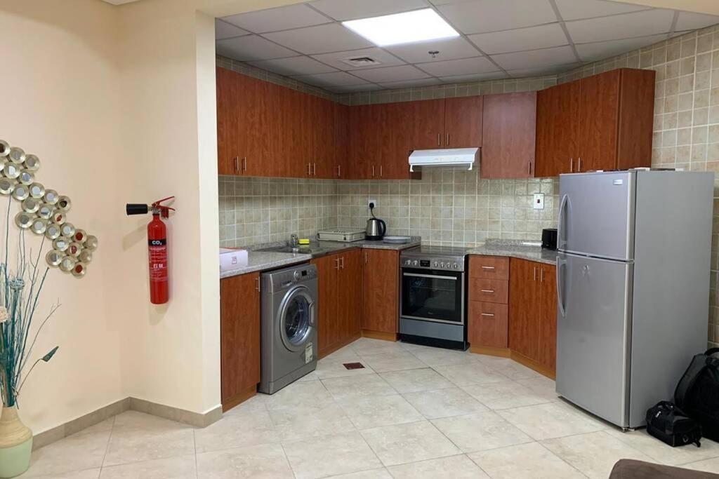 Cozy 2bhk Near To Dmcc Metro Station -505 *