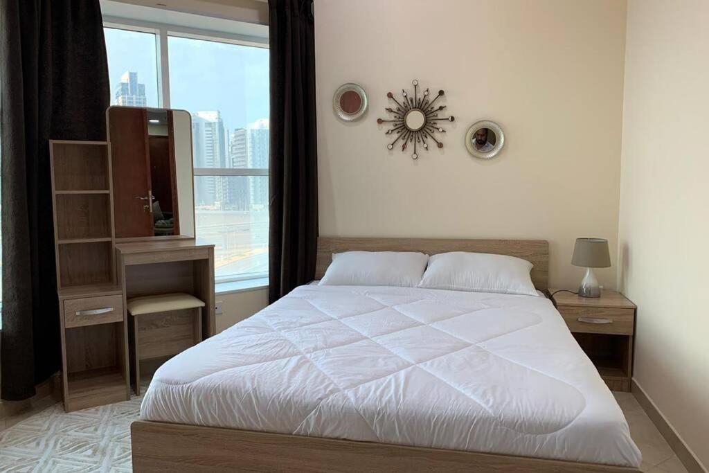 Daire Cozy 2bhk Near To Dmcc Metro Station -505
