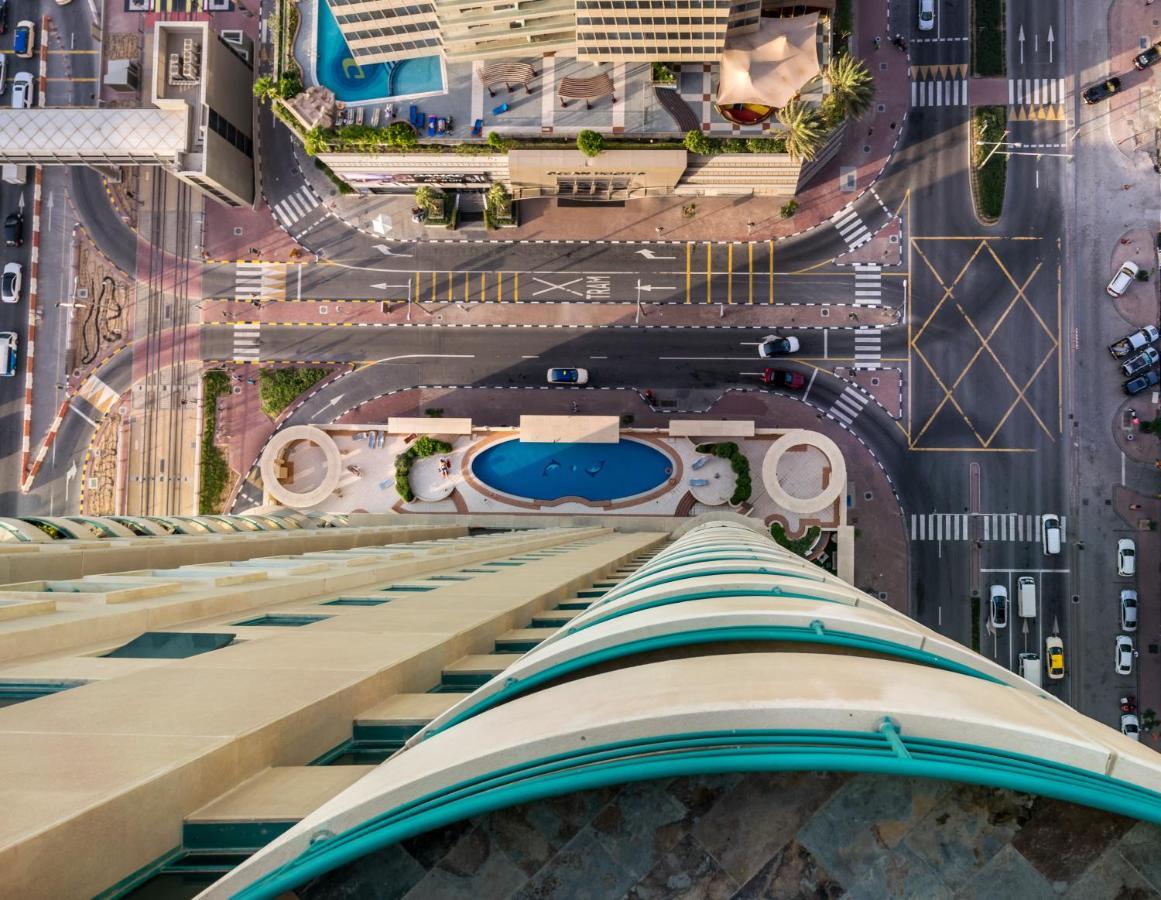 Homestay Big For ' Girls ' Only At Dubai, Marina Dubai