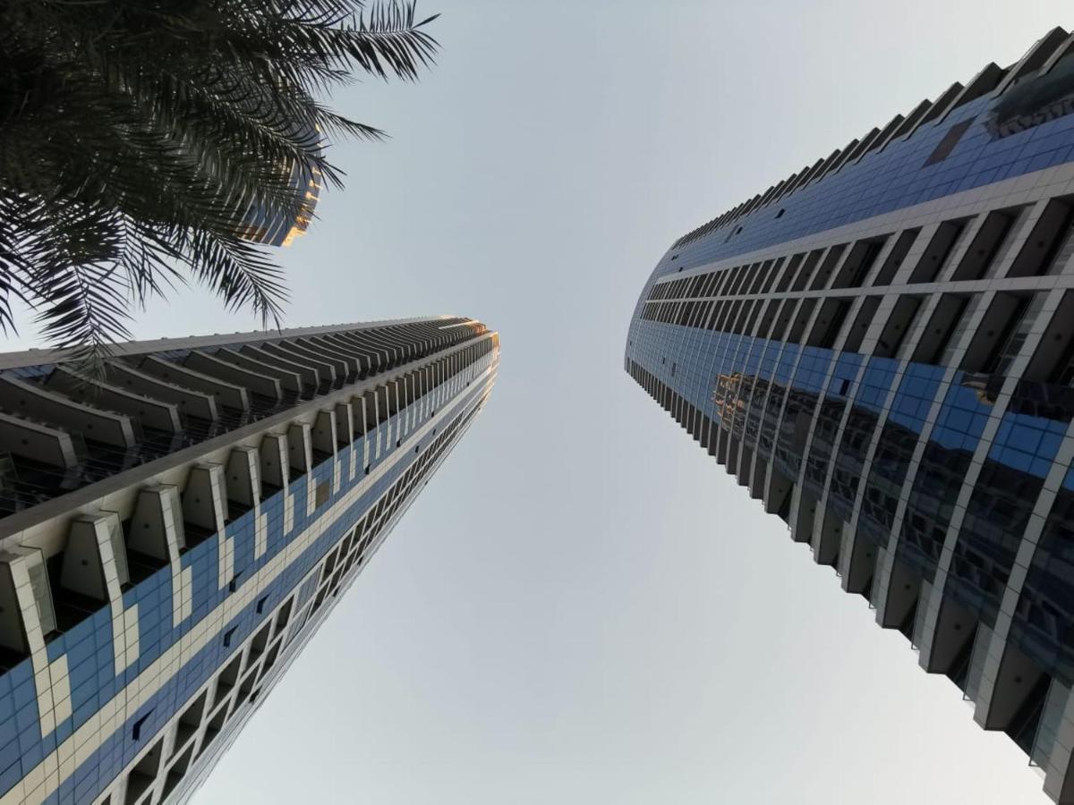 Icon Casa Living - Bay Tower Apartment *