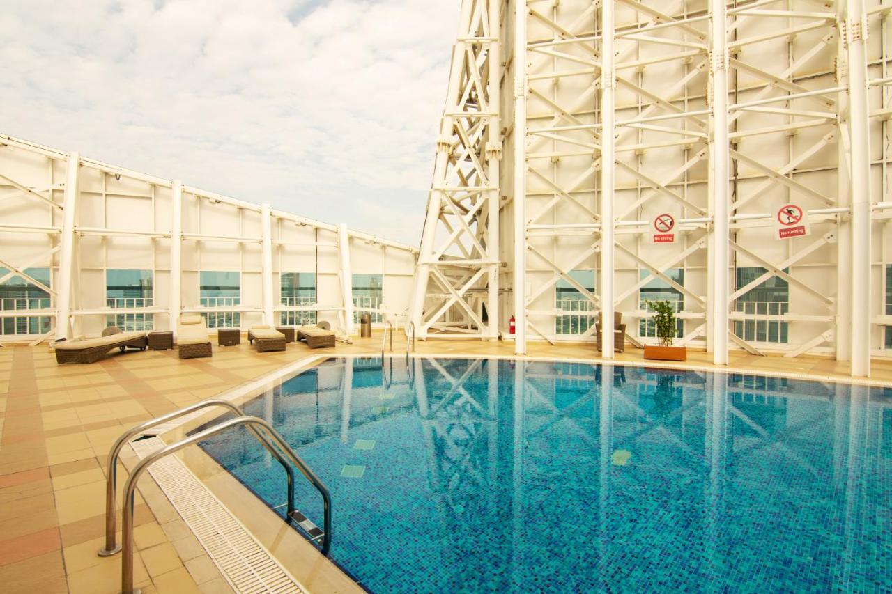 Lux I X1 Tower I Golf Course & Sea Views *