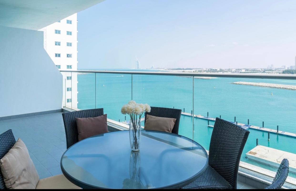 Holiday Apartment In Palm Jumeirah With Beach Access