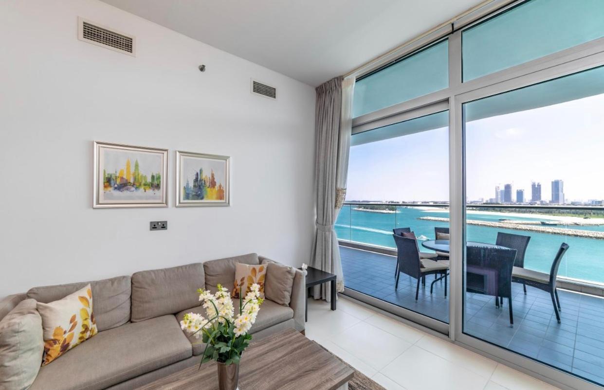 Holiday Apartment In Palm Jumeirah With Beach Access