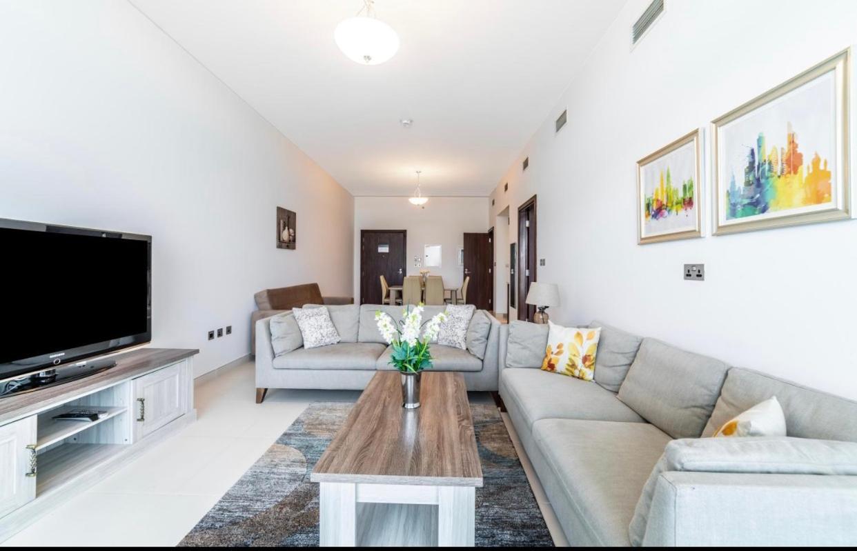 Holiday Apartment In Palm Jumeirah With Beach Access Apartment *