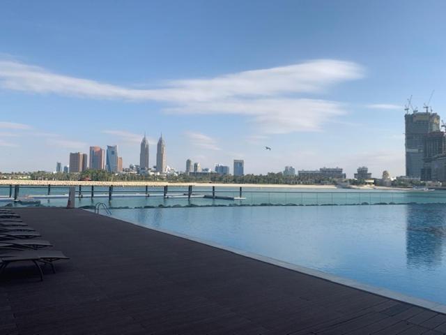 Holiday Apartment In Palm Jumeirah With Beach Access