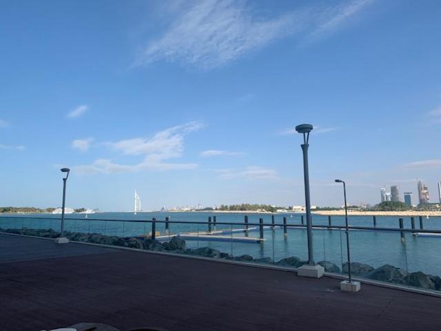 Holiday Apartment In Palm Jumeirah With Beach Access Apartment
