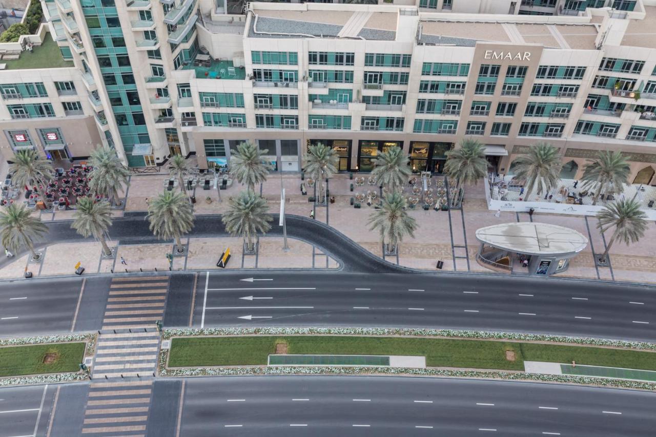 Higuests - Luxury Apt With Balcony, Steps From Burj Khalifa * Dubai