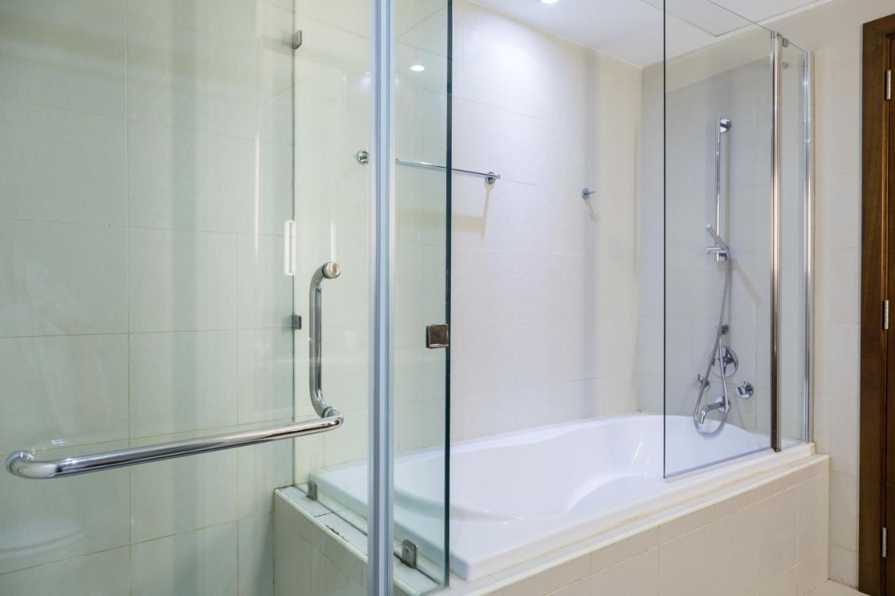 Apartment Higuests - Luxury Apt With Balcony, Steps From Burj Khalifa