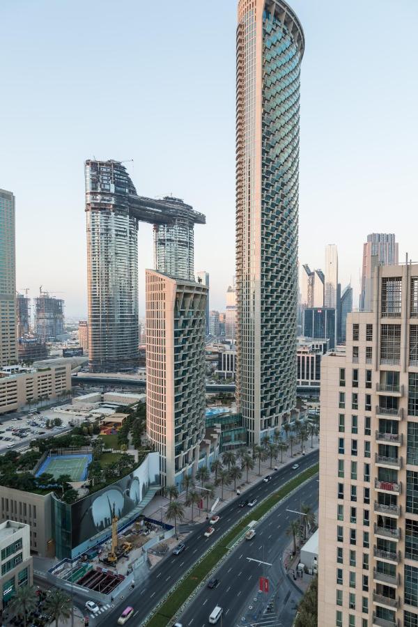 Higuests - Luxury Apt With Balcony, Steps From Burj Khalifa * Dubai
