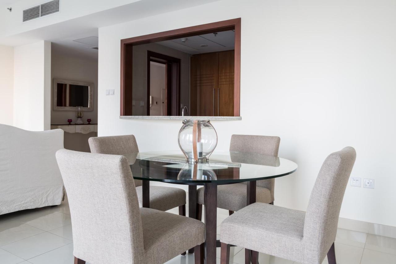 Apartment Higuests - Luxury Apt With Balcony, Steps From Burj Khalifa