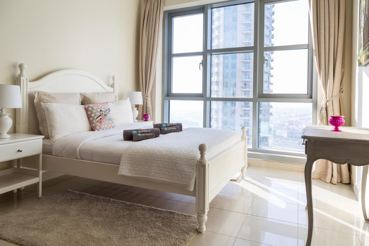 Higuests - Luxury Apt With Balcony, Steps From Burj Khalifa Dubai