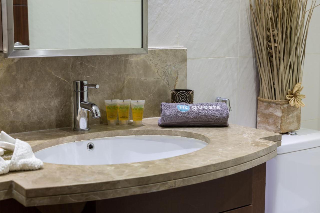 Higuests - Luxury Apt With Balcony, Steps From Burj Khalifa Apartment *