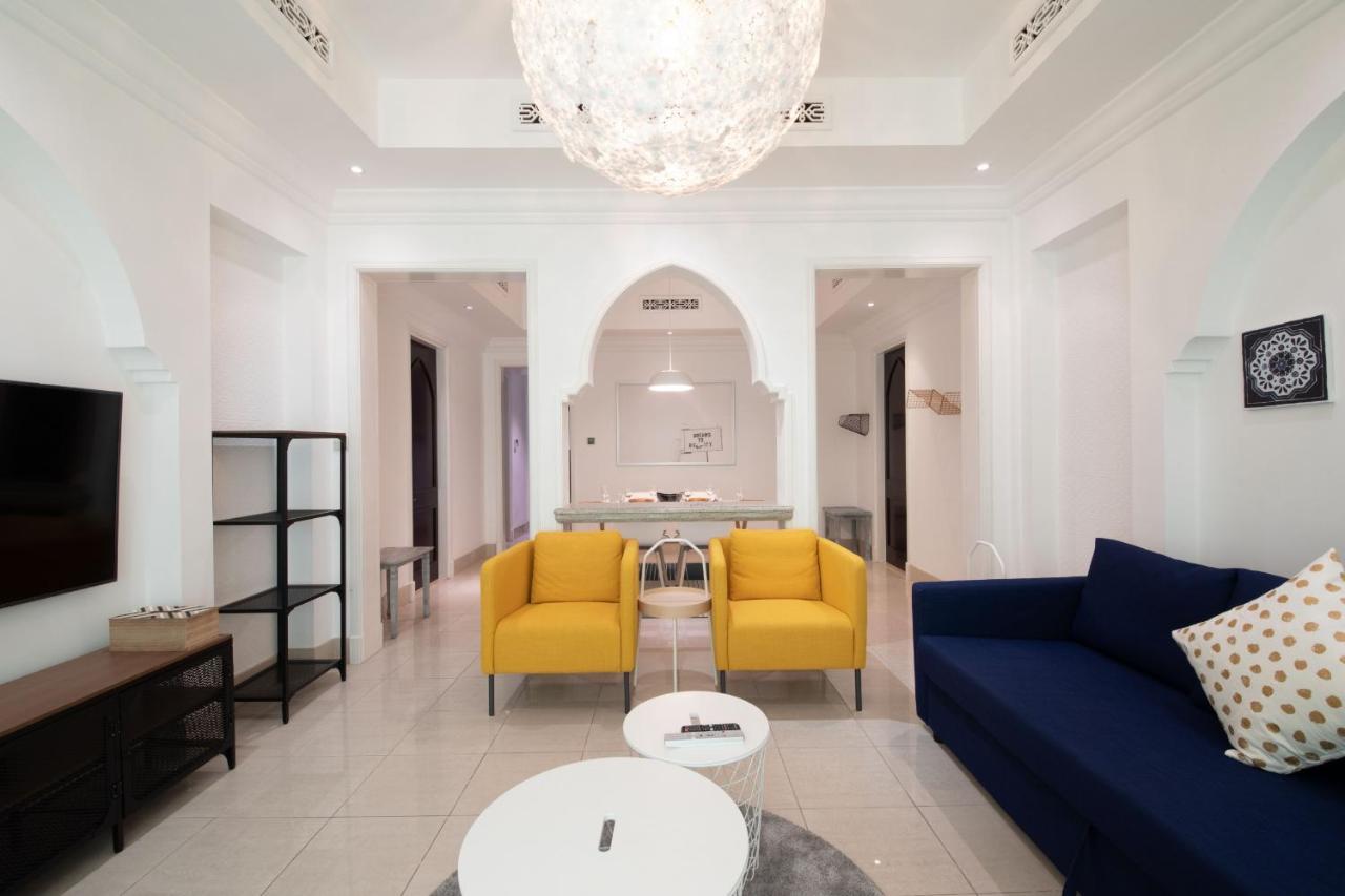 Maison Privee - Opulent Apt Beside Mall W Burj Khalifa Views Dubai