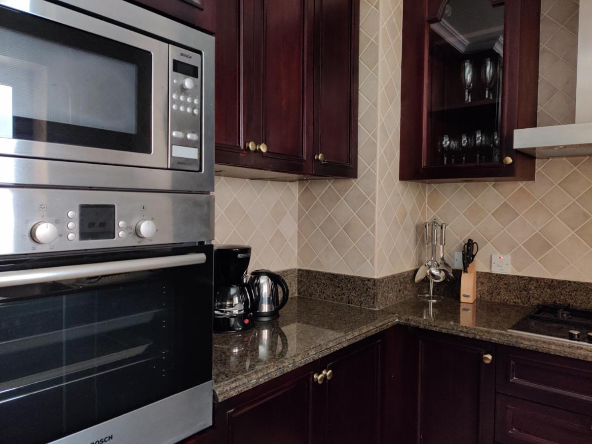 Maison Privee - Opulent Apt Beside Mall W Burj Khalifa Views Apartamento