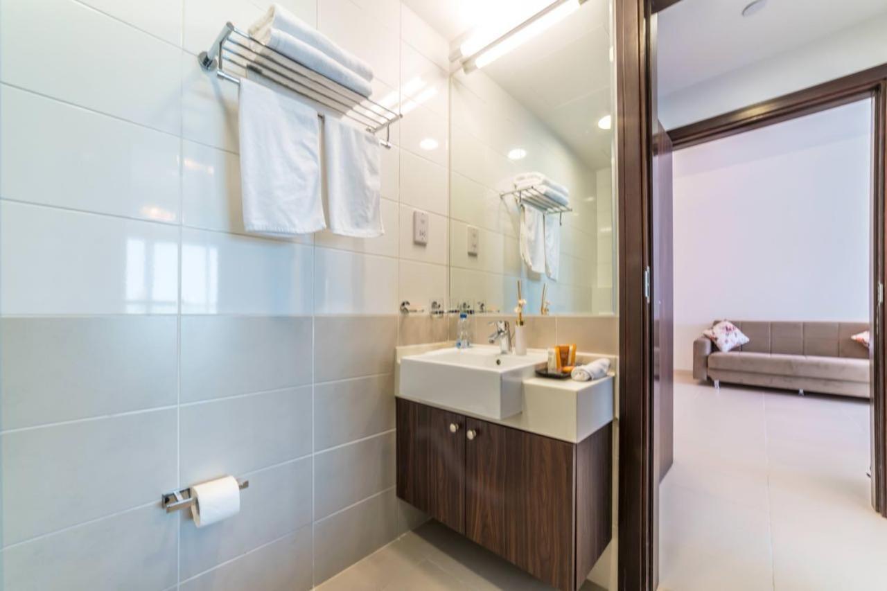 Holiday Apartment In Palm Jumeirah With Beach Access