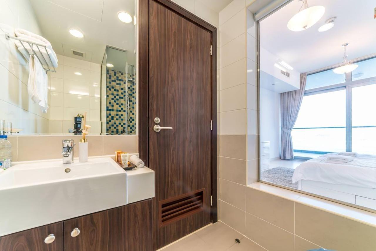 Apartment Holiday Apartment In Palm Jumeirah With Beach Access