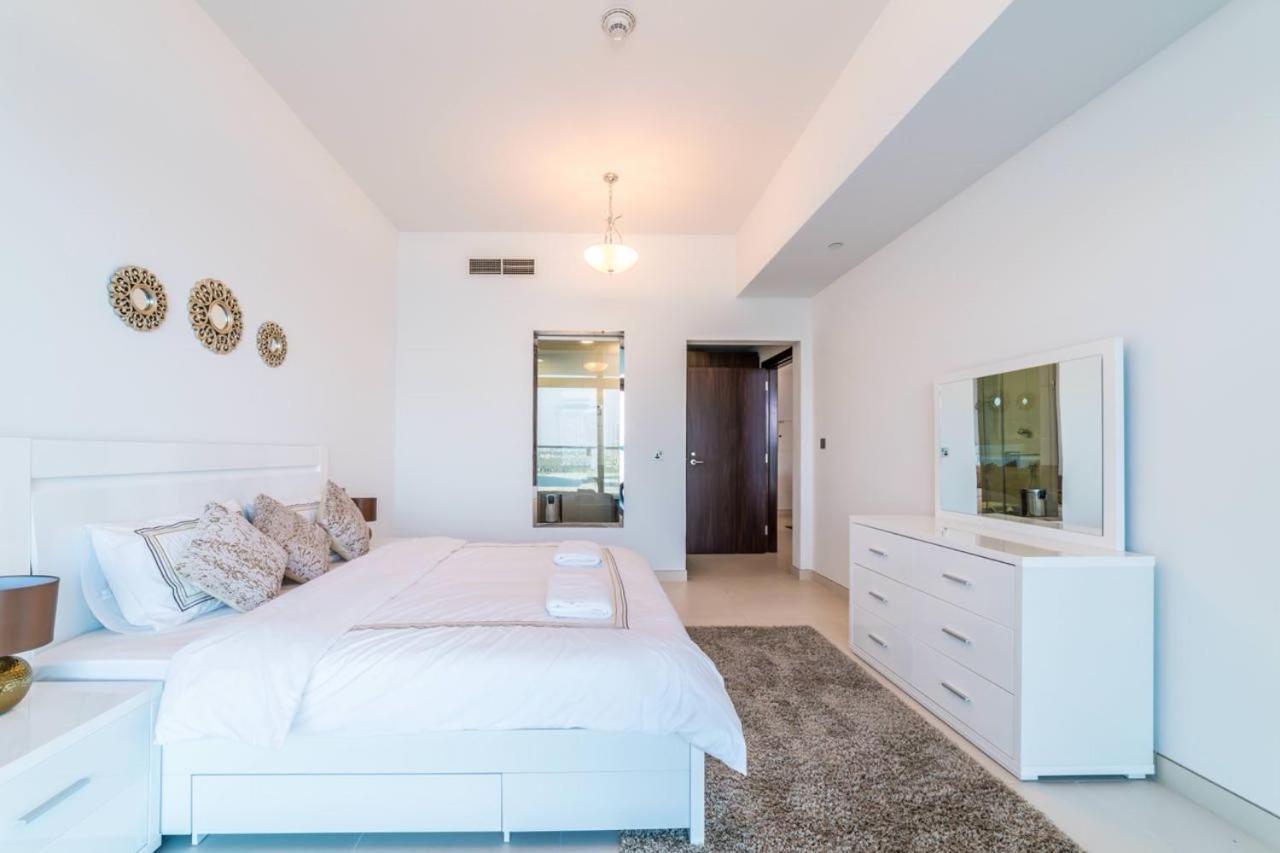 Apartment Holiday Apartment In Palm Jumeirah With Beach Access