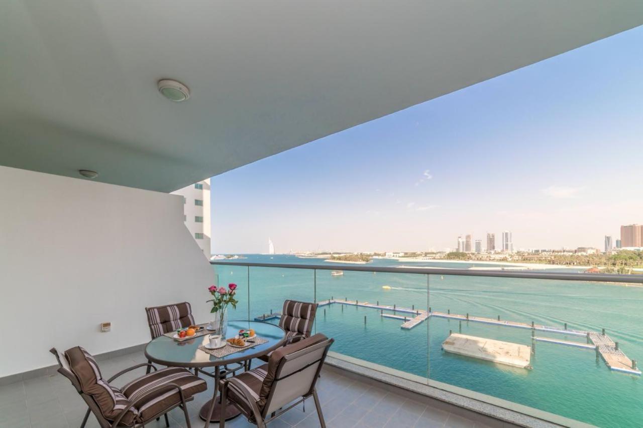Apartment Holiday Apartment In Palm Jumeirah With Beach Access Dubai