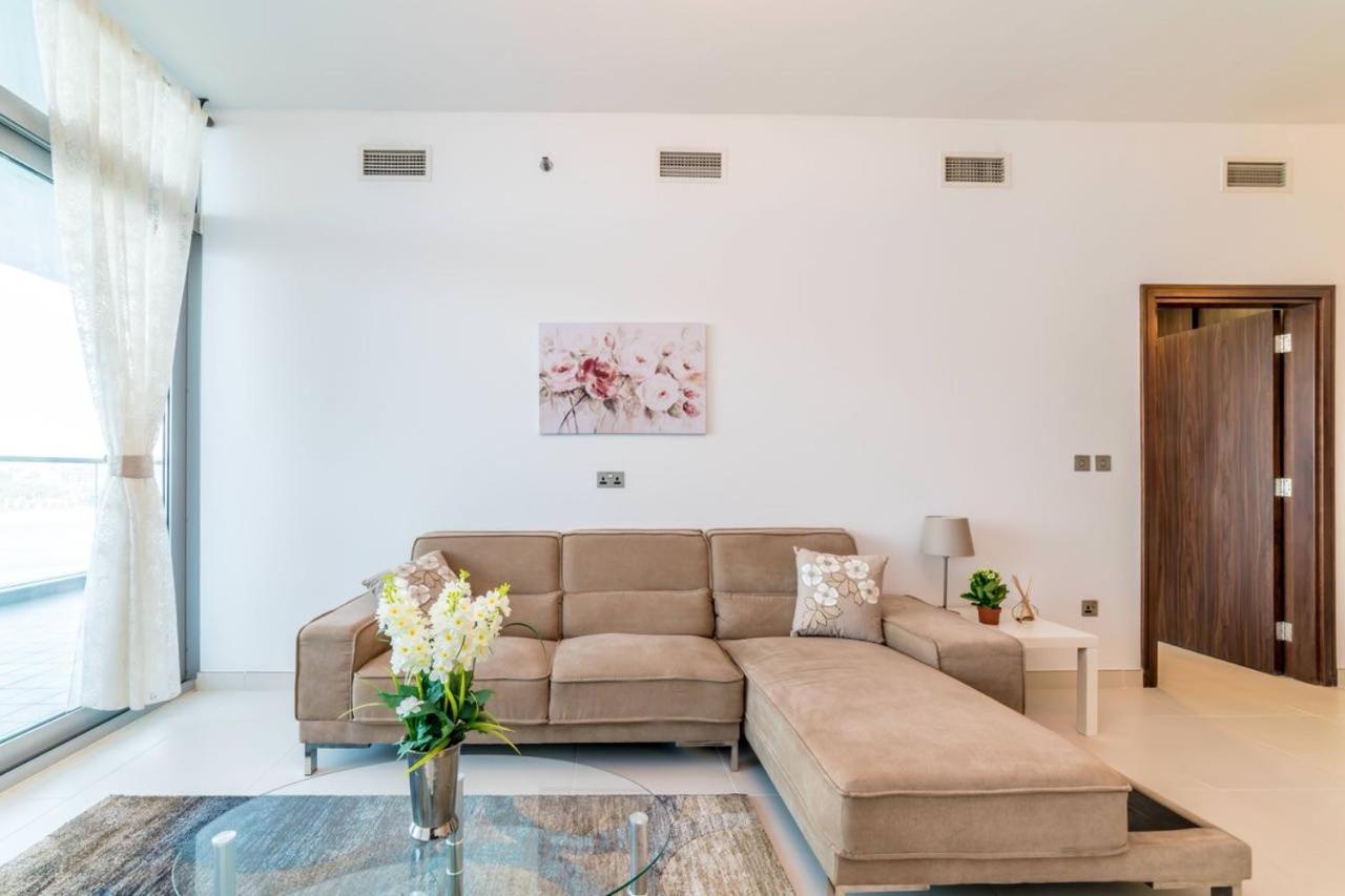 Apartment Holiday Apartment In Palm Jumeirah With Beach Access