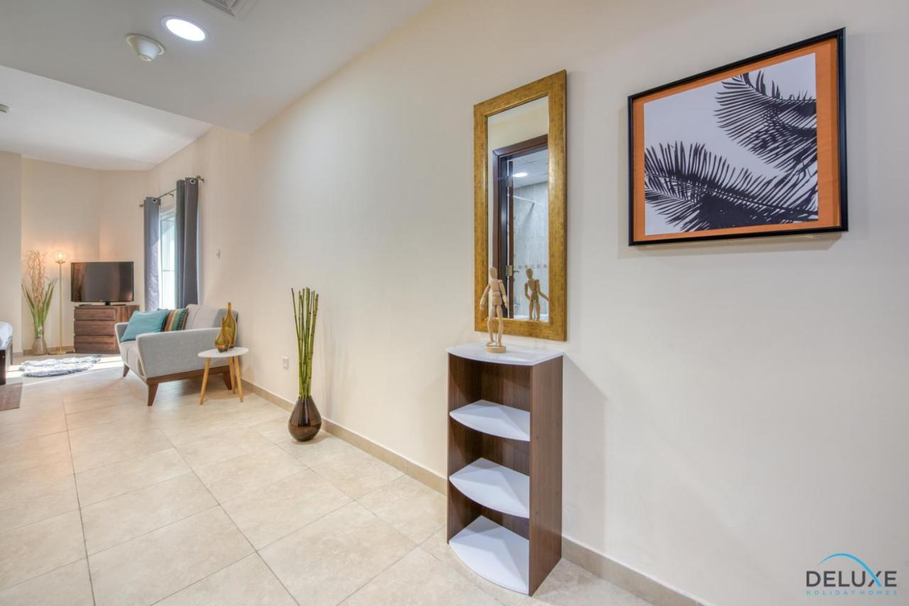Minutes Away To Metro Unit With Nearby Retail Outlets, Gate 2, Jumeirah Towers By Deluxe Homes * Dubai