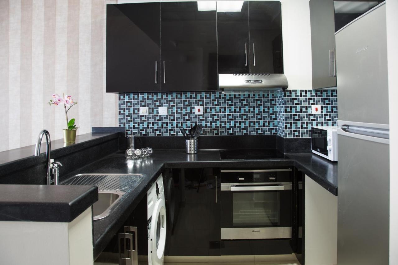 Apartment Higuests - With Incredible Sea Views, 3-min To Dubai
