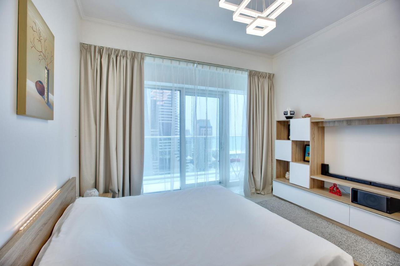 Ultra Modern 1bd In Damac Heights Marina * Dubai