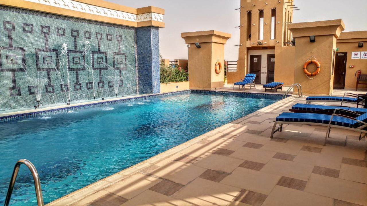 Mirage 1 Modern 1 Bedroom With Balcony Silicon Oasis Apartment