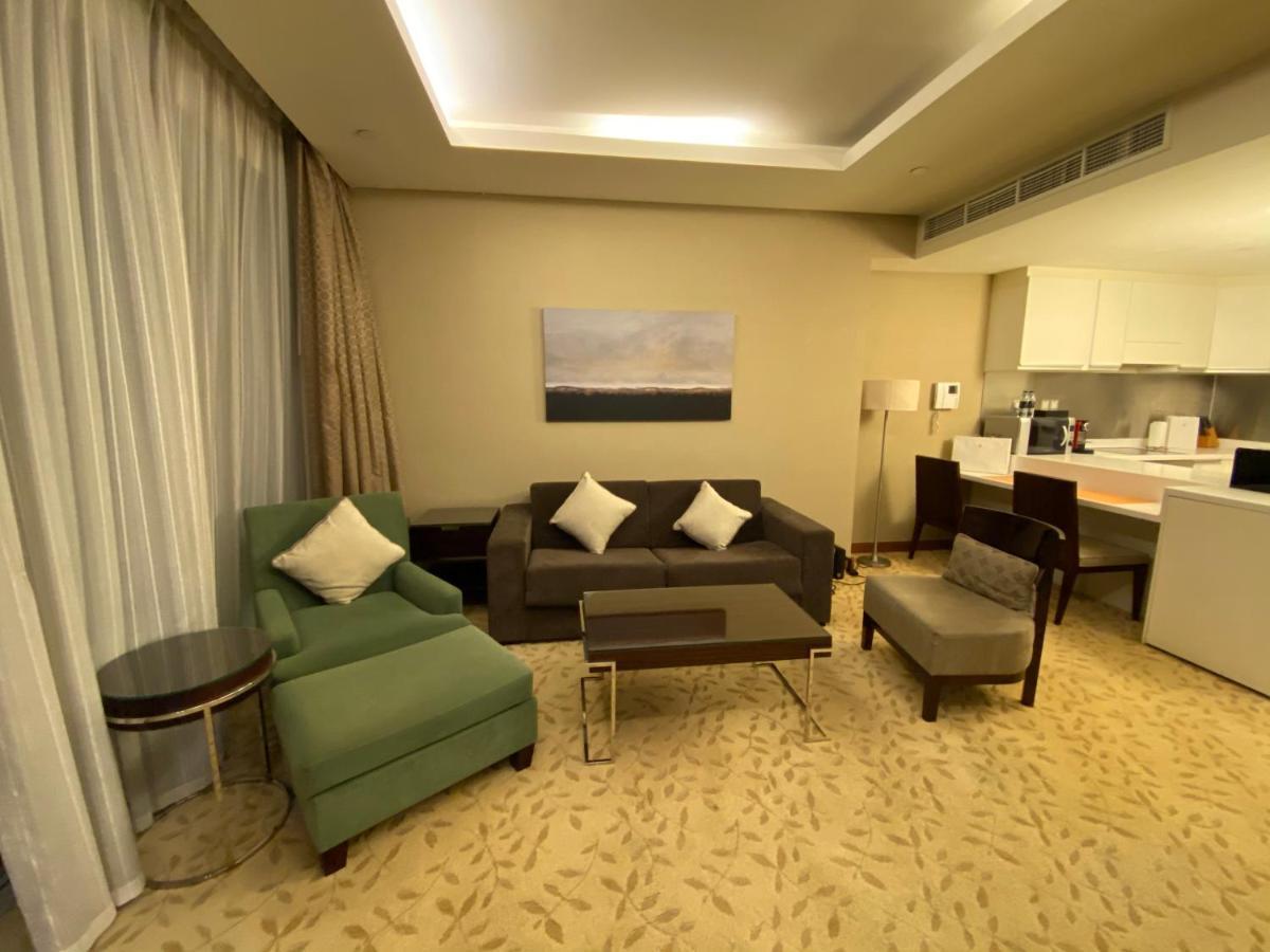 Address Mall Fashion Avenue 1 Bedroom 34 Floor Apartment *