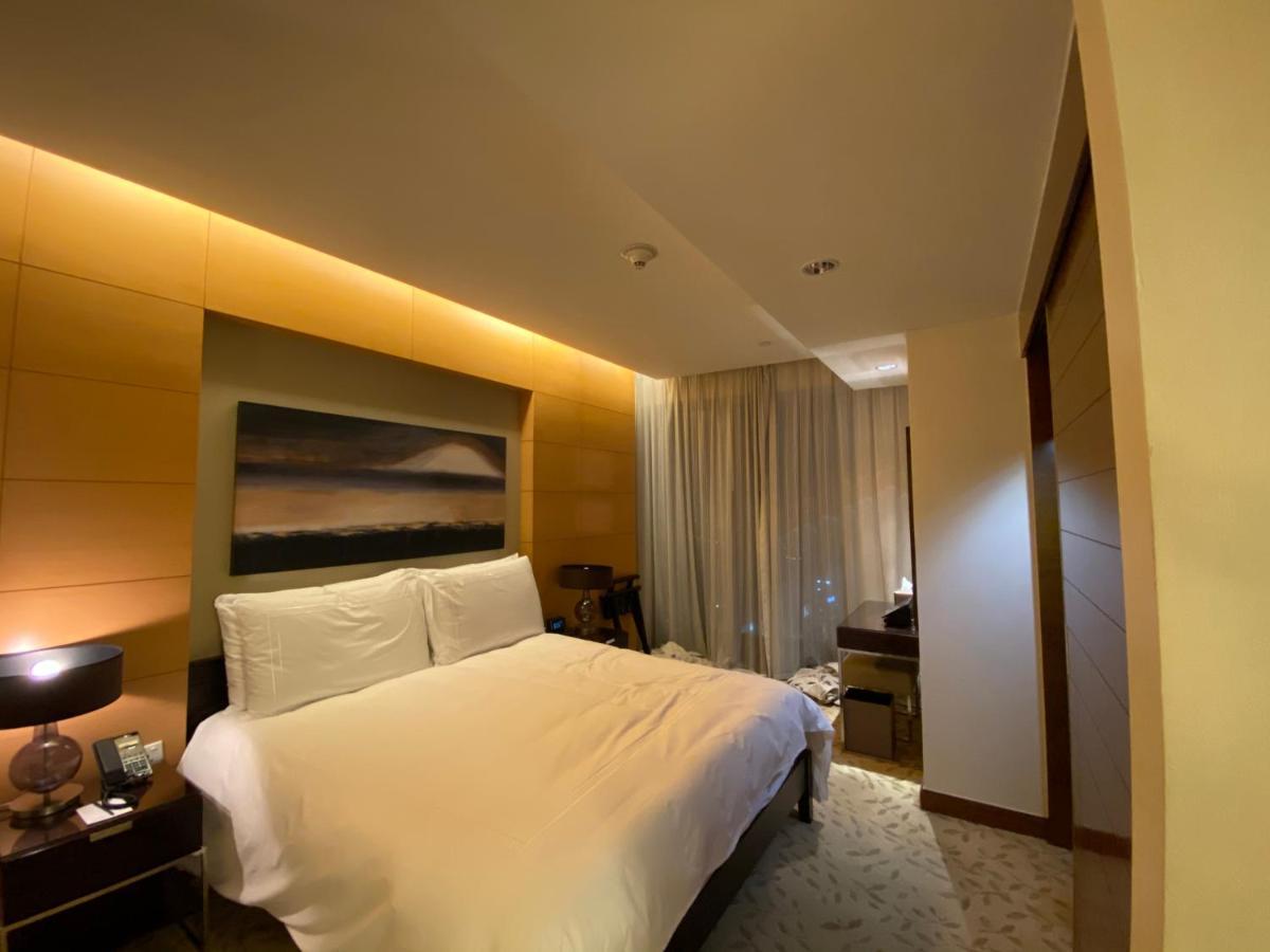 Address Mall Fashion Avenue 1 Bedroom 34 Floor Dubai