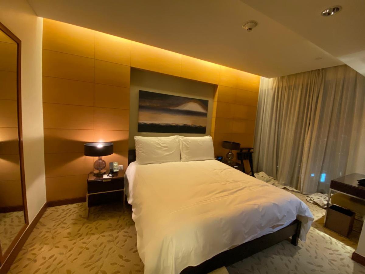 Address Mall Fashion Avenue 1 Bedroom 34 Floor Dubai