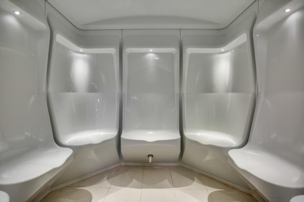 5 Star Sparkle Tower By Swarovski, Marina Apartamento