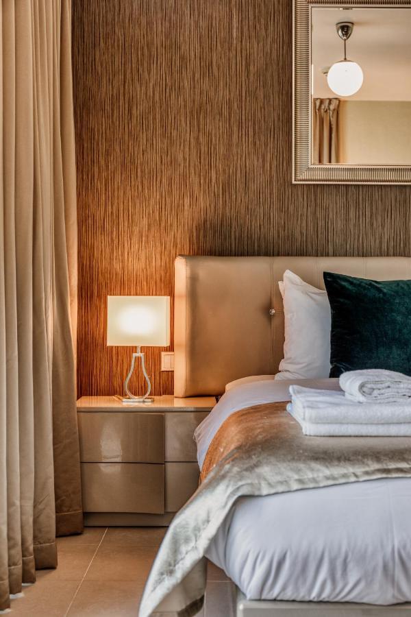 Bellavista - Breath-taking - 2br - Boulevard Central * Dubai