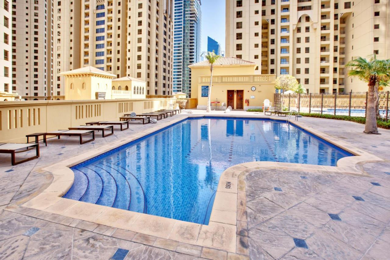 Spacious Sea View At The Jbr Daire Dubai