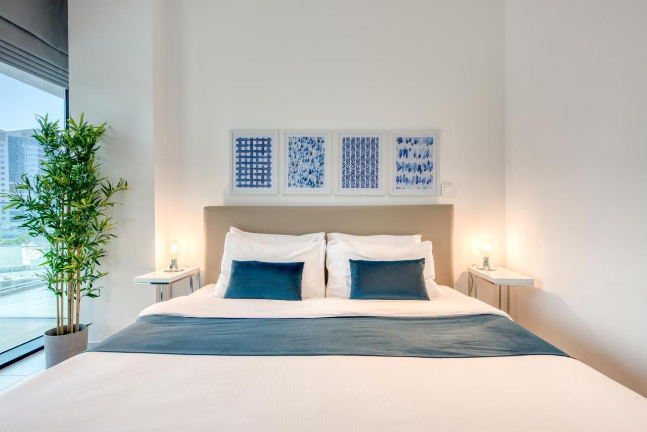 Maison Privee - Luxury, Spacious, Modern Near Burj Khalifa And Canal Dubai