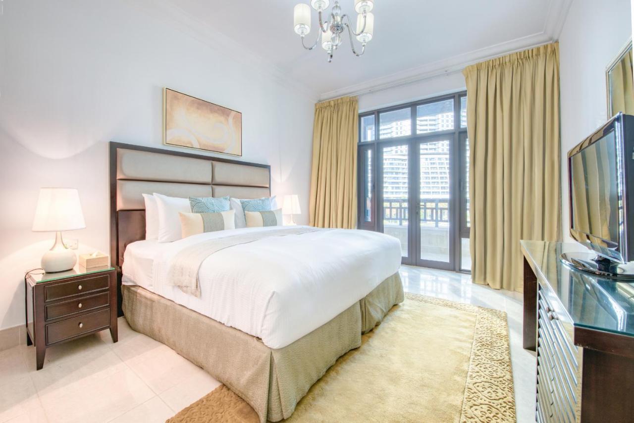 Maison Privee - Opulent Apt Beside Mall W Burj Khalifa Views Apartamento *