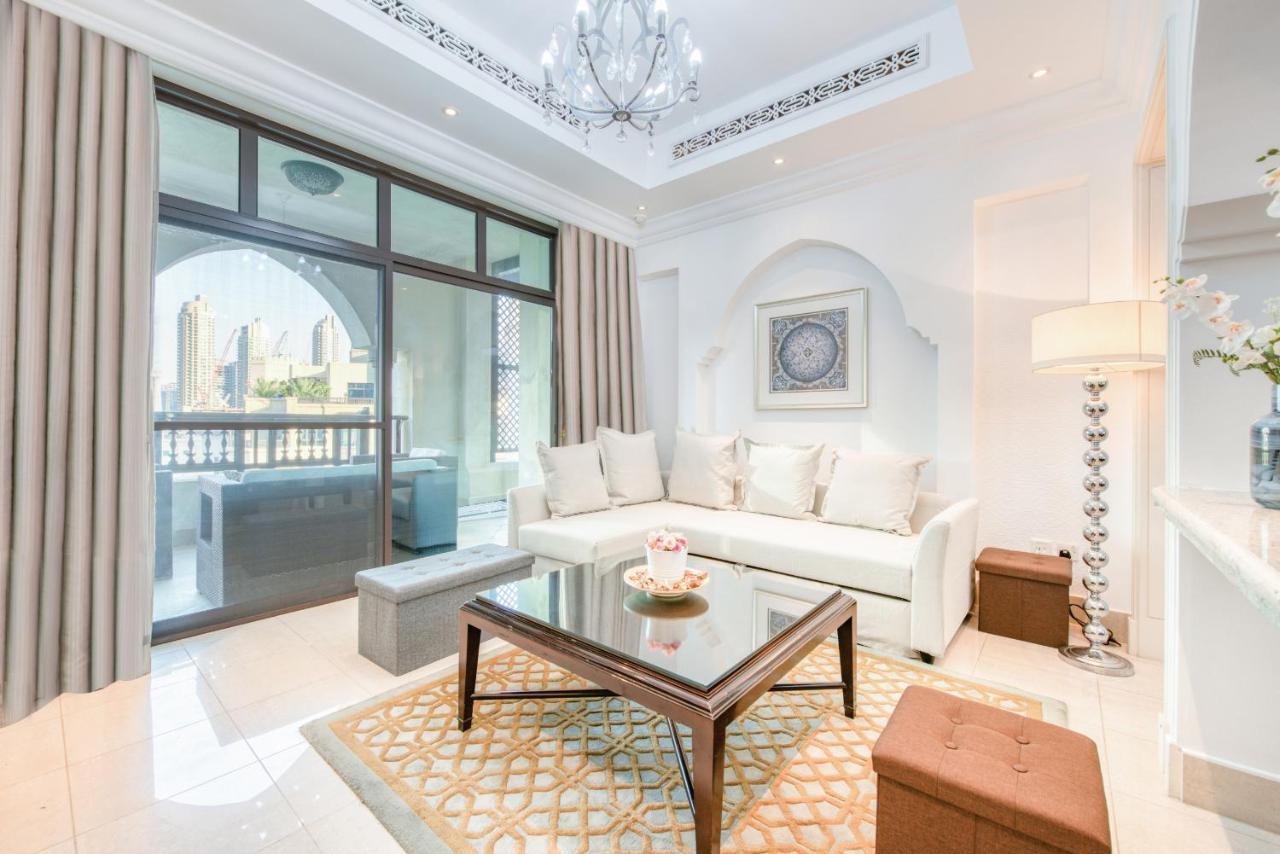 Maison Privee - Opulent Apt Beside Mall W Burj Khalifa Views Apartamento