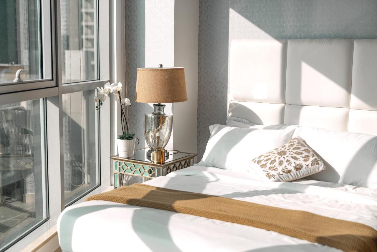 Elite Royal Senator: Burj Khalifa View Apartment