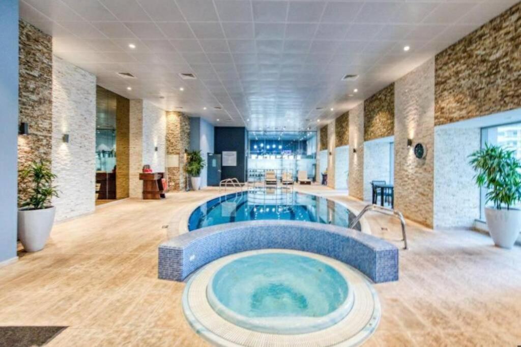 3 Bedroom Sea View Princess Marina ! Walk To Beach Apartment Dubai