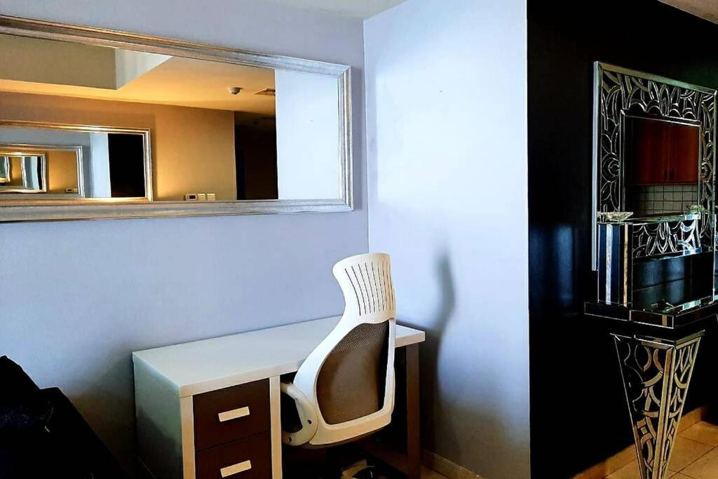 Skynest Homes Princess Tower 68th Floor 1 Bedroom