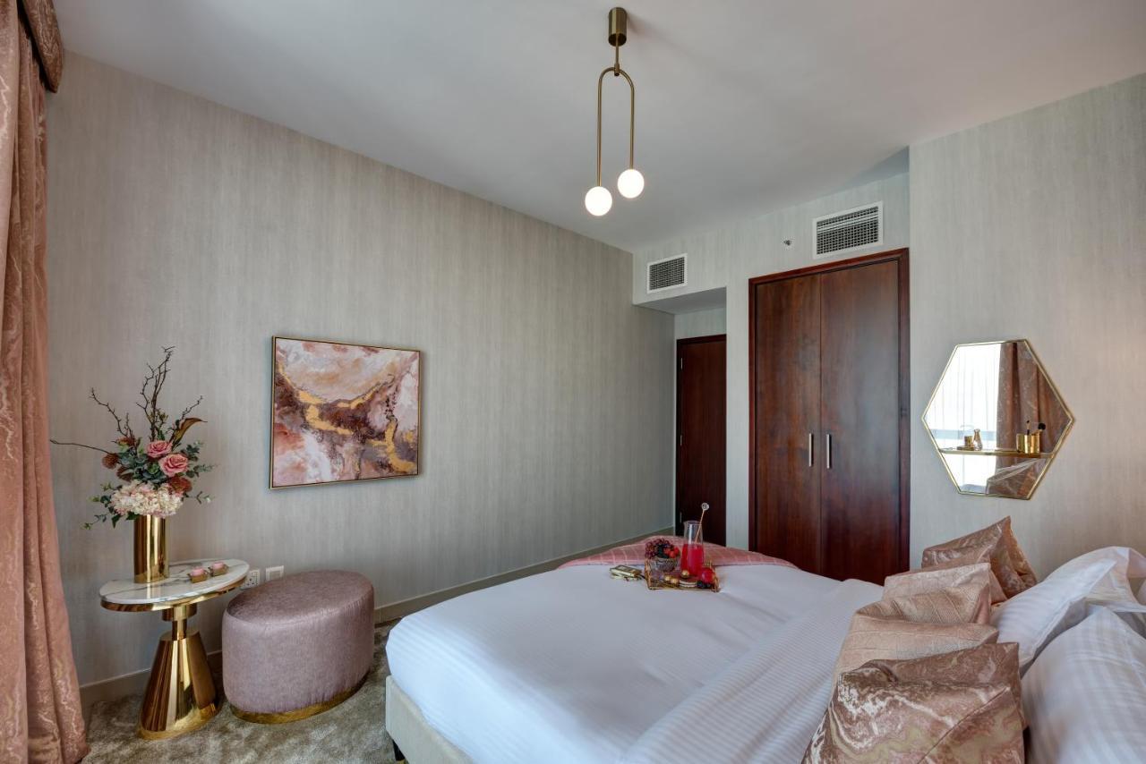 Durrani Homes - Designer 2br With Stunning Burj Khalifa And Fountain View * Dubai