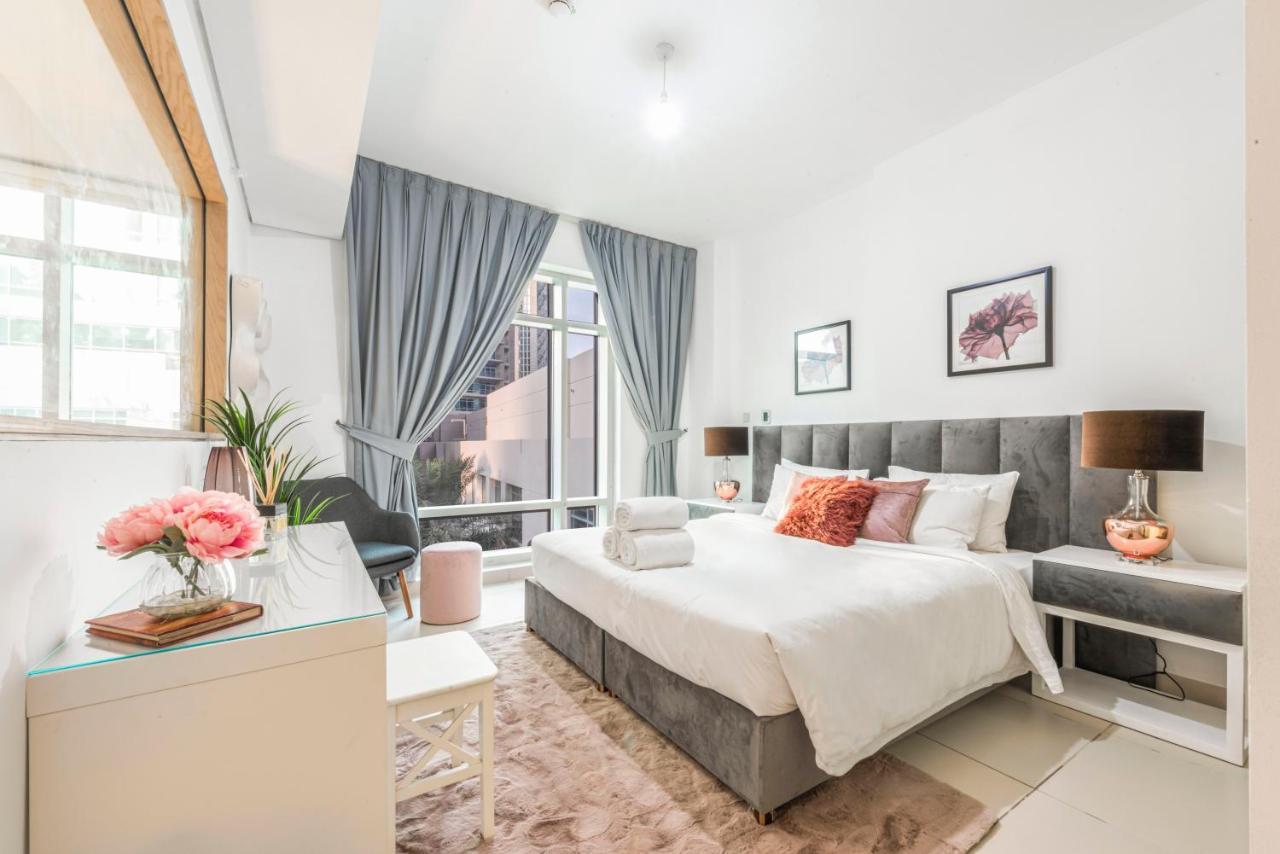 Bnbmehomes - The Lofts - Emaar Daire