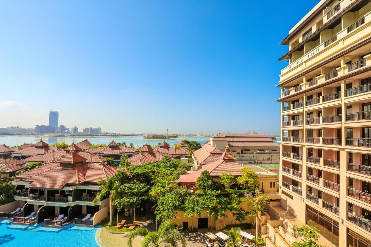 Signature Living Resort Apartments With Private Beach And Laguna Pool , Palm Jumeirah Apartment