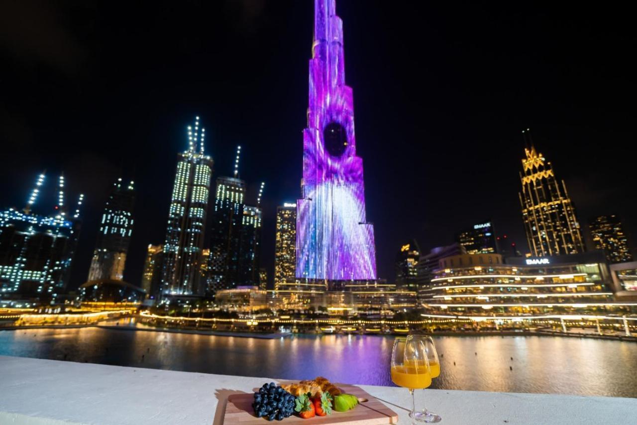 Daire Durrani Homes - Heaven On Earth- Burj Khalifa Fireworks
