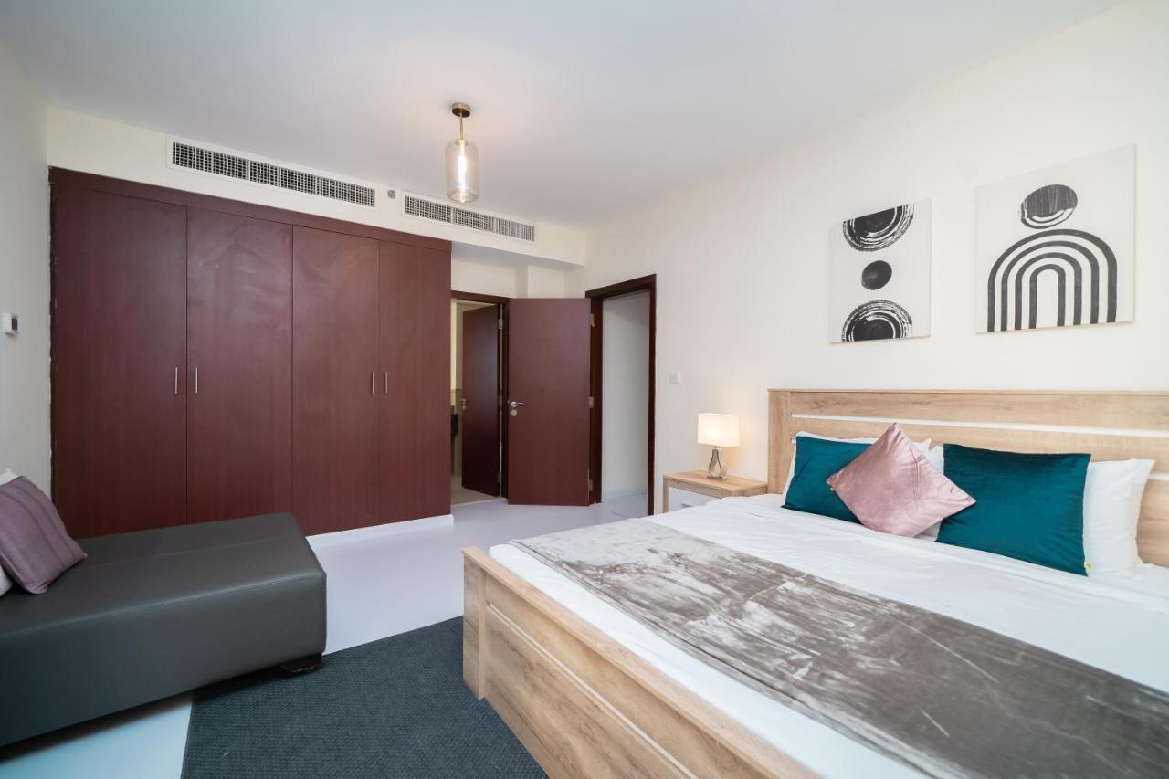 Higuests - Fantastic Sea Views Apt In Jbr By The Dubai