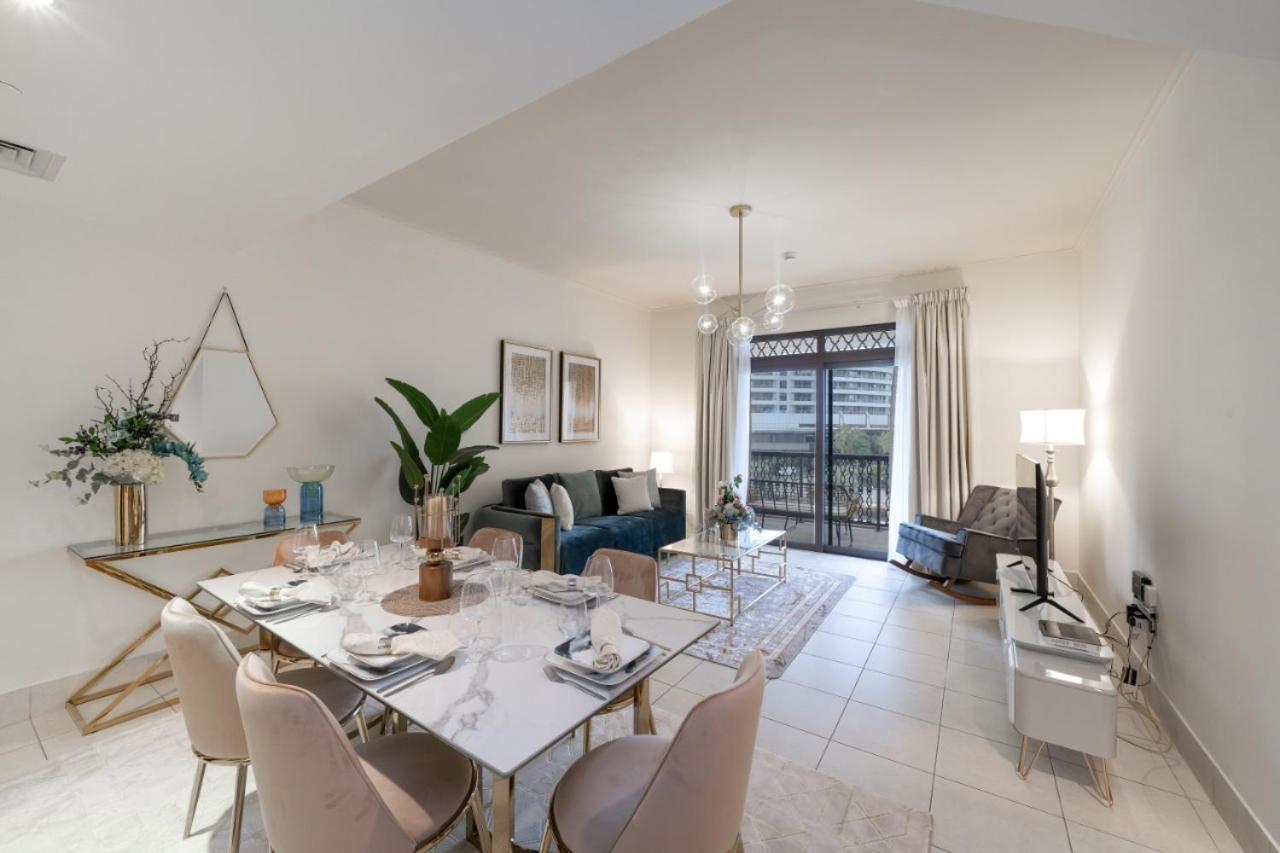 Apartamento Durrani Homes - Glam Living Besides Mall- 2br With Study Third Converted *