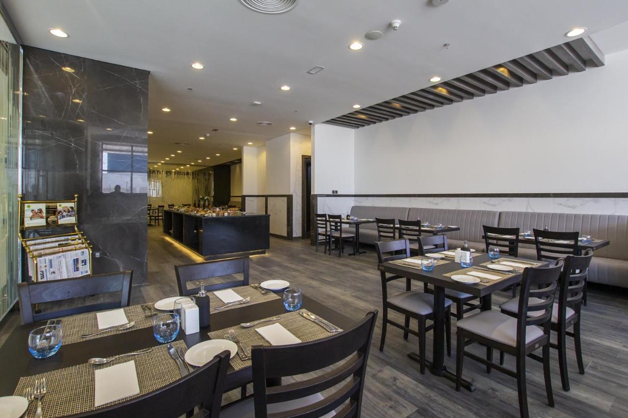 Time Onyx Aparthotel Dubai