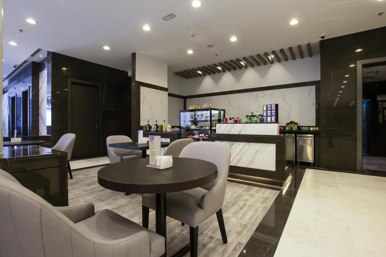 Time Onyx Aparthotel
