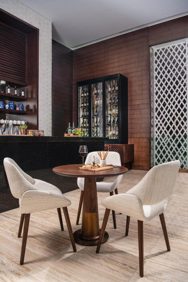 Al Jaddaf Rotana Hotel